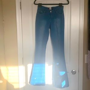 blue washed younique jeans